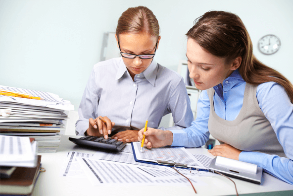 Dedicated And Professional Team Working On The Accouting Firm (1)